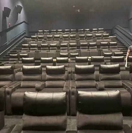 Theater Chair by Brandwave Furniture – view 3